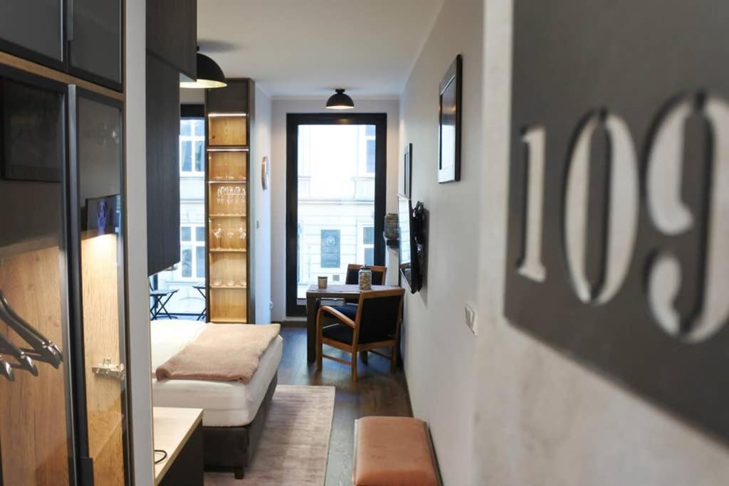 Boutique 109 - Old City, Luxury Apt. With A Garage Krakkó Kültér fotó